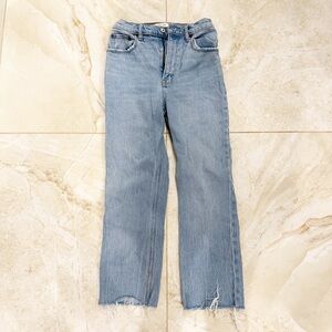 Abercrombie & Fitch “The 90s Straight” Ultra High Rise Jeans